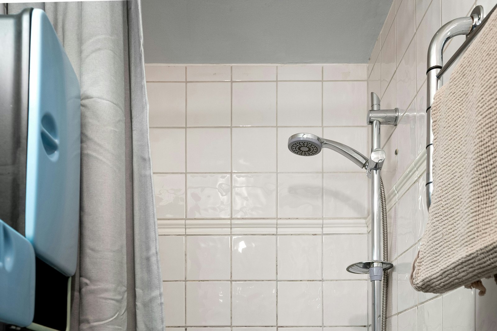 Duschvorhang im Badezimmer