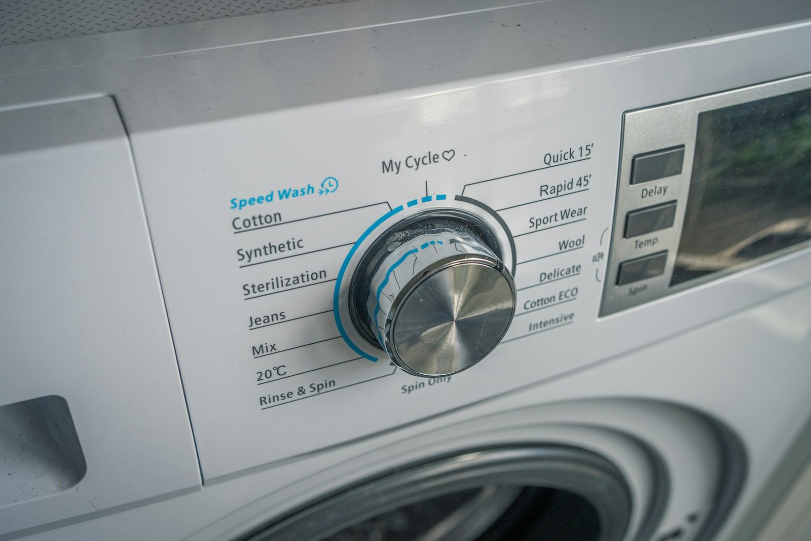 Waschmaschine mit Temperaturanzeige